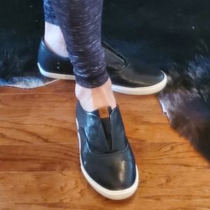 frye maya sneaker